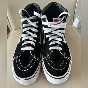 Vans Unisex Sk8-Hi Top Sneaker, Size: 7.5 men / 9 women, Black